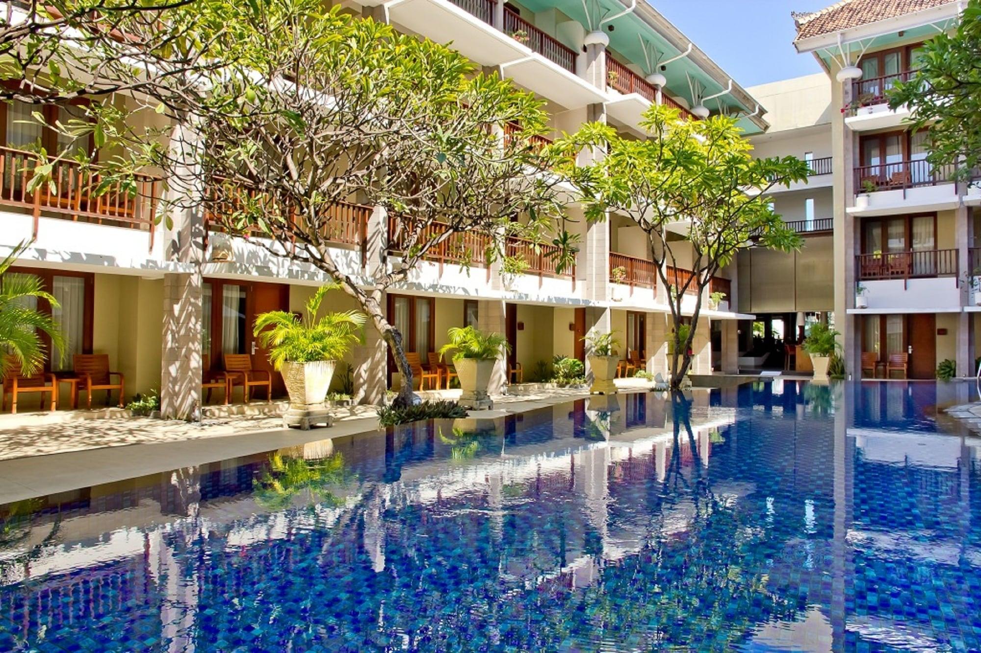 เดอะรานี โฮเต็ล แอนด์ สปา Hotel กูตา ภายนอก รูปภาพ