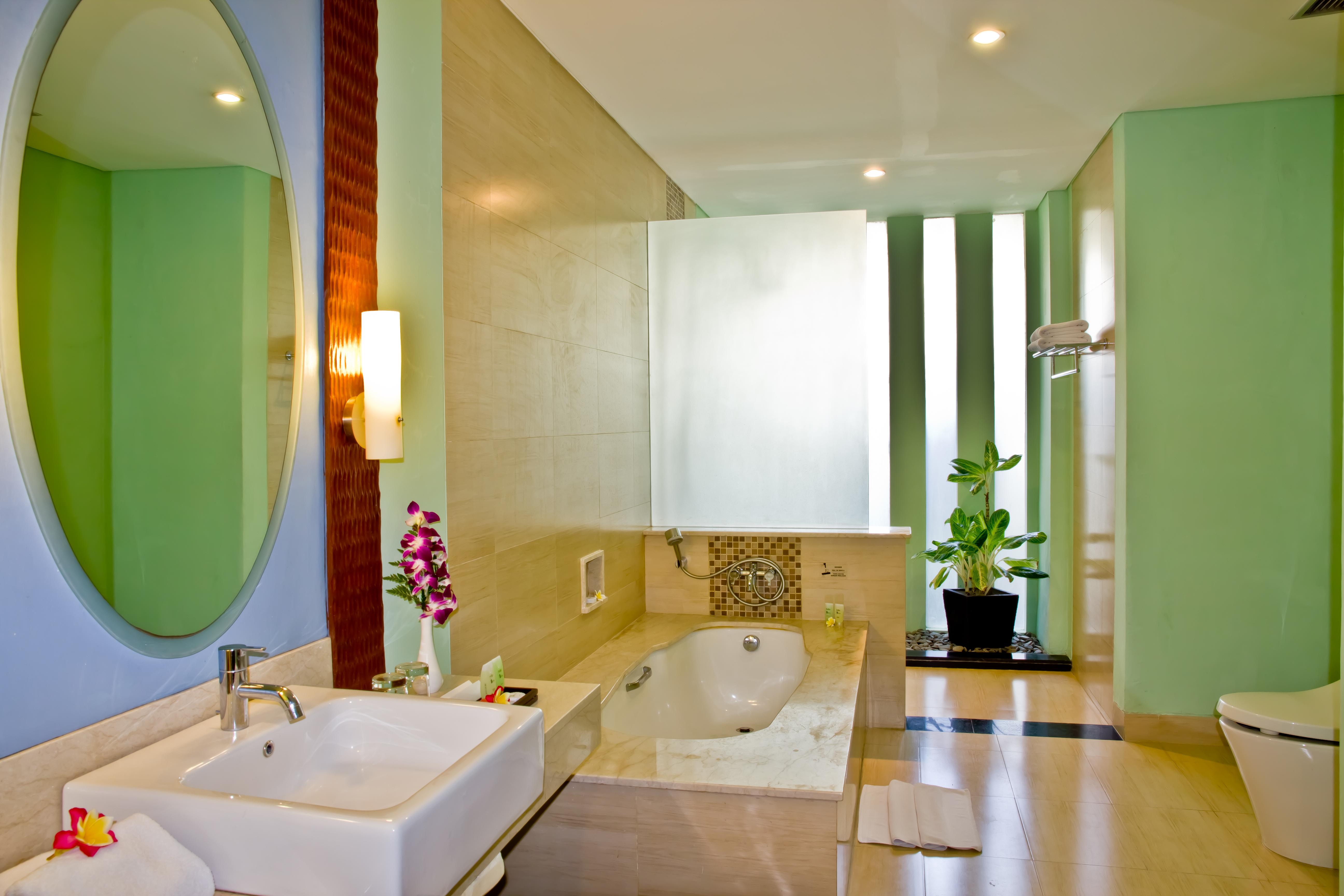 เดอะรานี โฮเต็ล แอนด์ สปา Hotel กูตา ภายนอก รูปภาพ