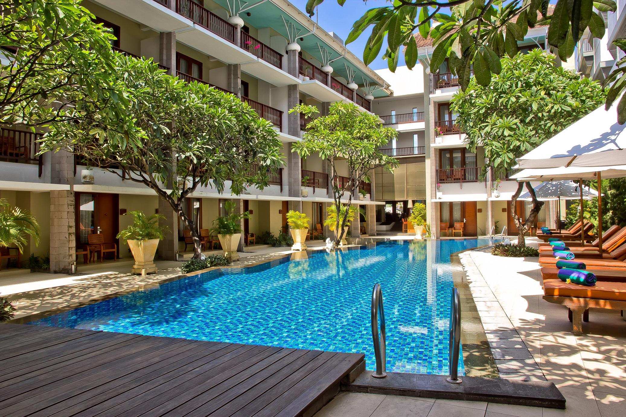 เดอะรานี โฮเต็ล แอนด์ สปา Hotel กูตา ภายนอก รูปภาพ