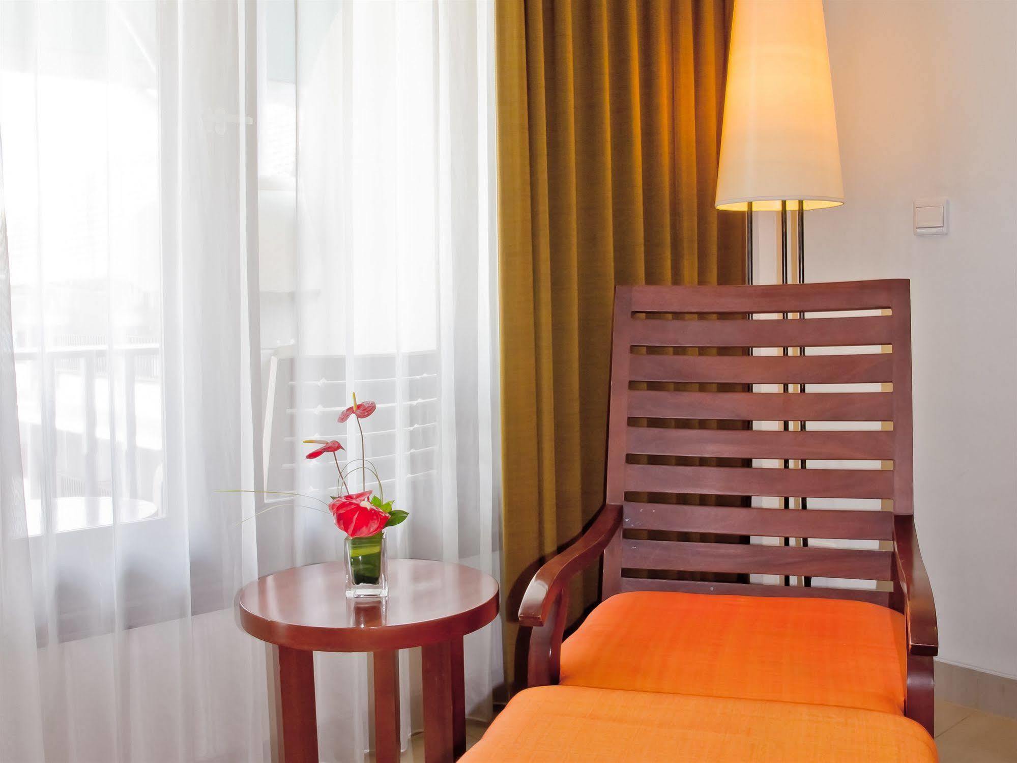 เดอะรานี โฮเต็ล แอนด์ สปา Hotel กูตา ภายนอก รูปภาพ