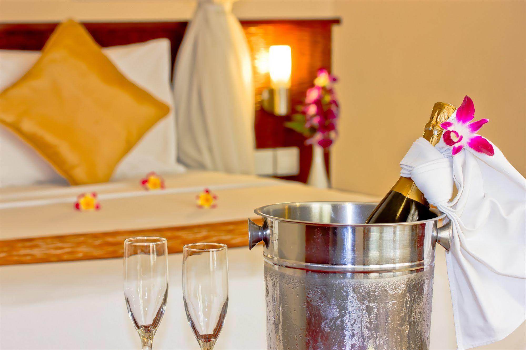 เดอะรานี โฮเต็ล แอนด์ สปา Hotel กูตา ภายนอก รูปภาพ